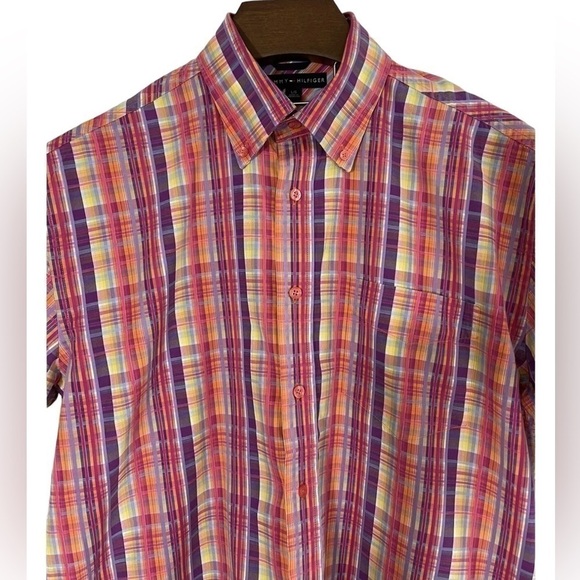 Tommy Hilfiger Large Short Sleeve Button‎ Up Excellent  Condition - Picture 2 of 8